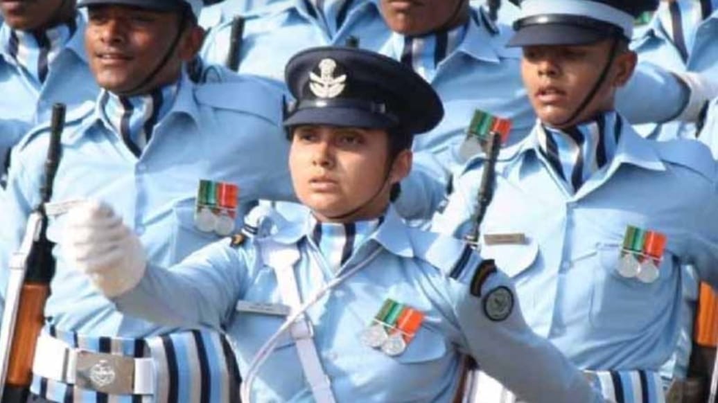 'No Gender Discrimination': Delhi High Court Refuses To Pass Interim Order Granting Permanent Commission To Woman Naval Officer