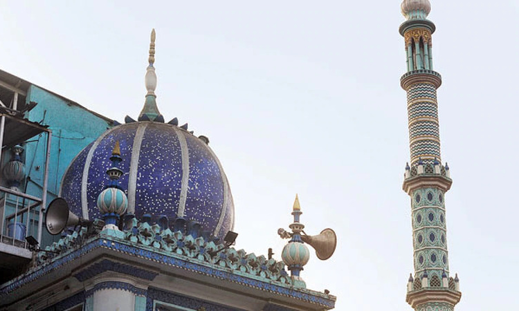 Gujarat High Court Seeks State Govt's Reply On PIL Against Use Of  Loudspeakers By Mosques For Azaan