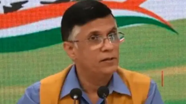 BREAKING| Congress Spokesperson Pawan Khera's Arrest Mentioned In Supreme Court; CJI Agrees To Hear At 3 PM