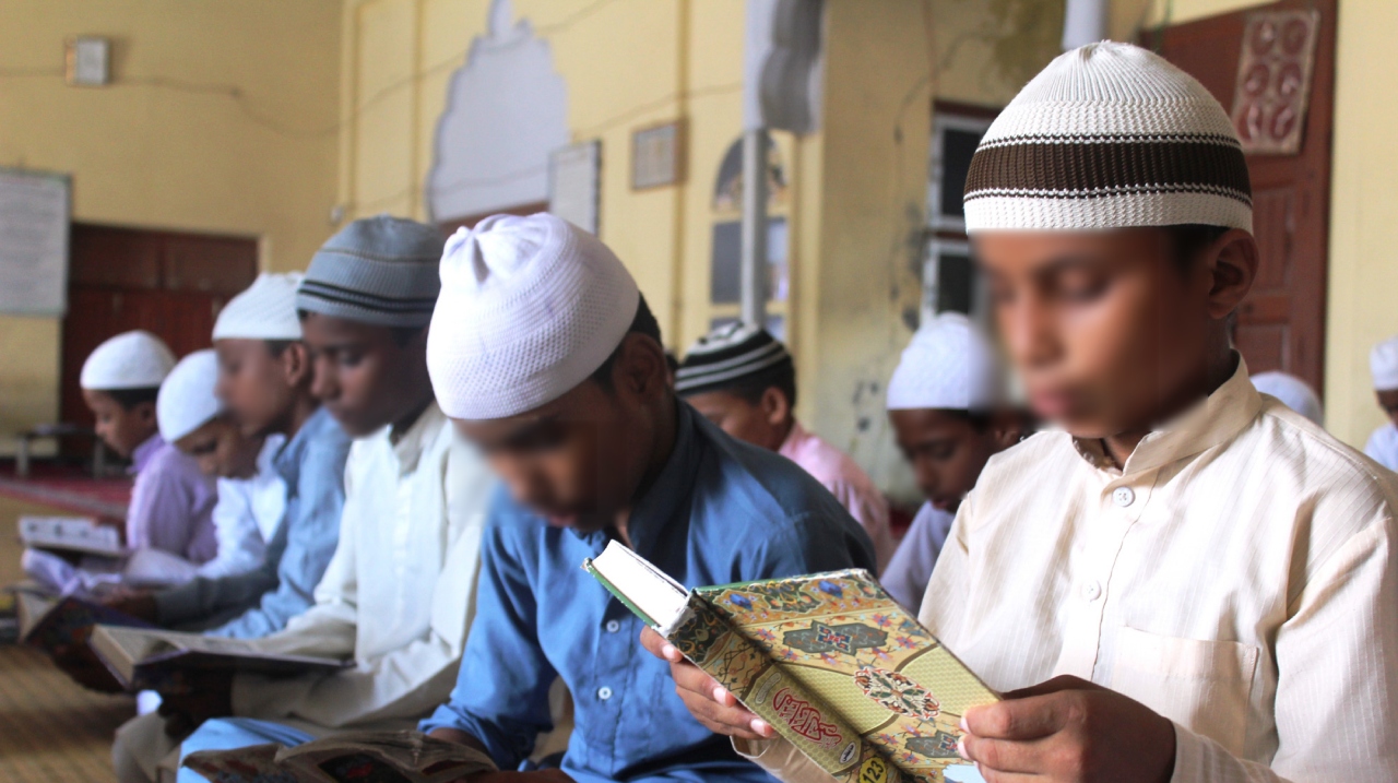 Can Religious Education Be Imparted In Govt-Funded Madrasas, Does It Violate Articles 14, 25, 26, 29 & 30?: Allahabad HC Asks Centre, State Govt