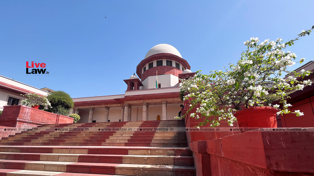 To Attract Section 306 IPC, There Must Be Evidence To Substantiate Existence Of Suicide : Supreme Court