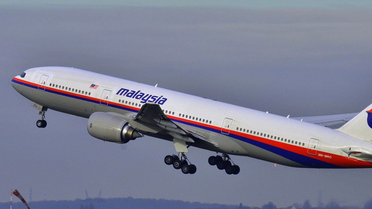 Ernakulam District Commission Holds Malaysia Airlines Liable For Deficiency In Service