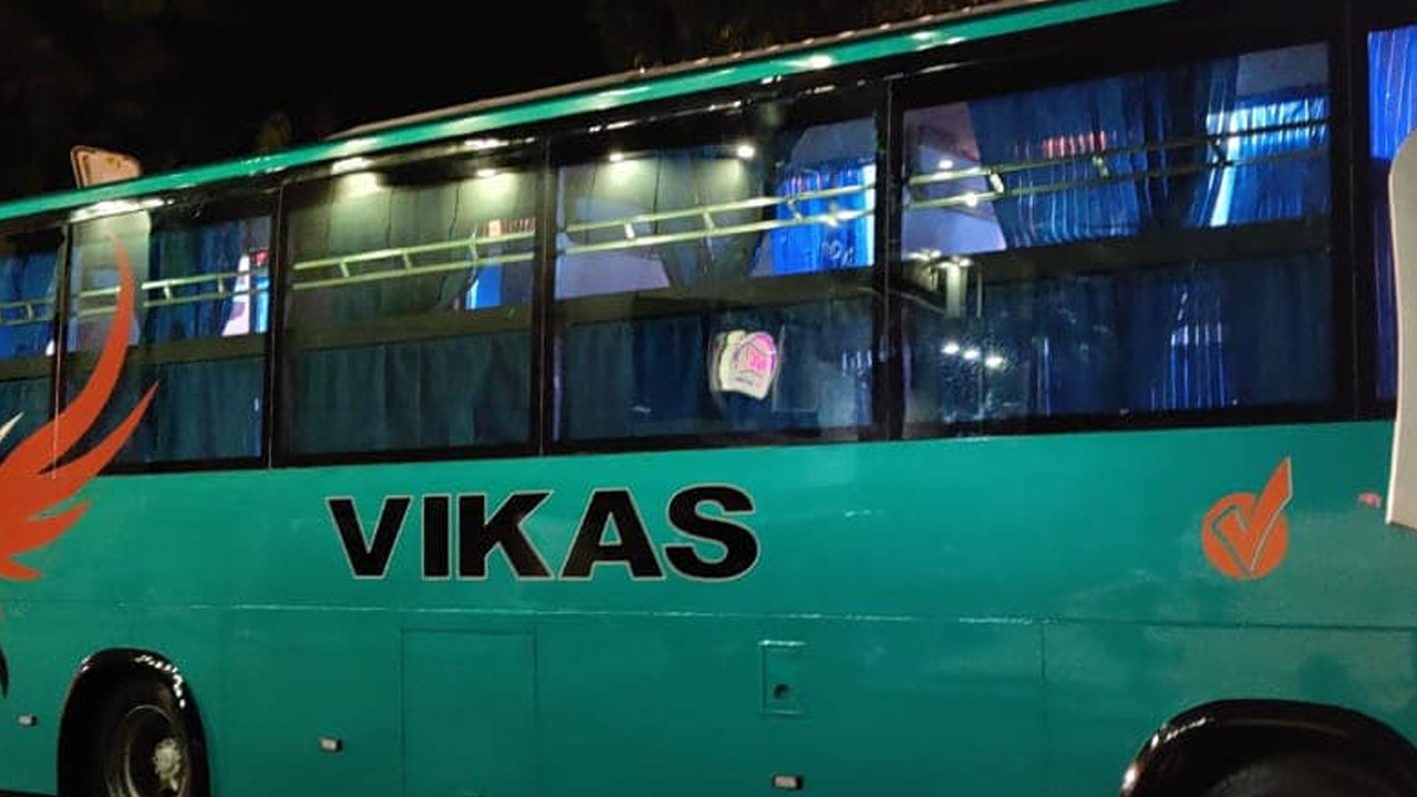 North-East Delhi District Commission Holds Vikas Travels Liable For Failure To Stop Bus At Designated Stop