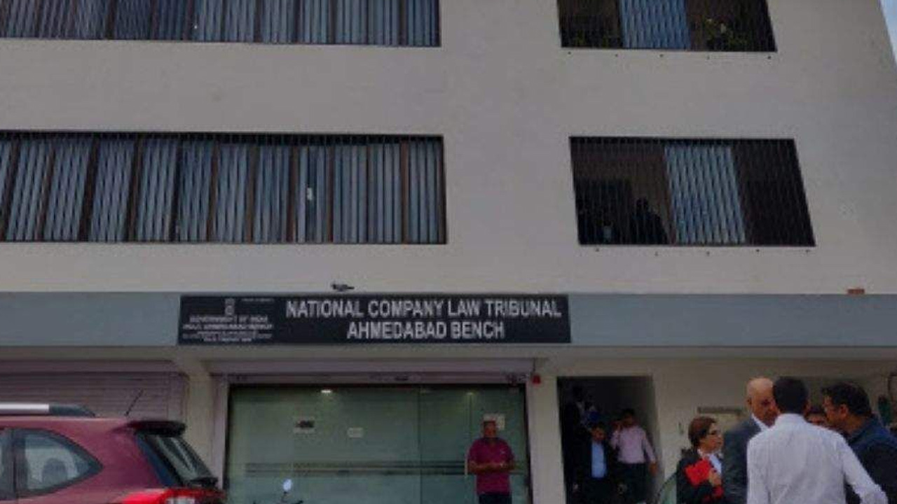 NCLT Can Punish For 'Civil Contempt' Of Its Orders U/S 425 Of Companies Act Read With S. 12 Of Contempt Of Courts Act: NCLT Ahmedabad