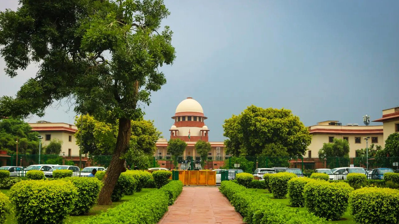 Transferee Pendente Lite Not Entitled To Get Impleaded In Suit As A Matter Of Right : Supreme Court Summarises Principles