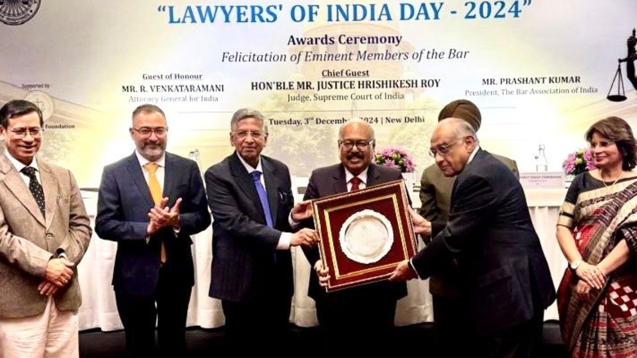 CR Dua, Chairman, Dua Associates Honored With Lawyers Of India Day Award 2024 For Exemplary Dedication To Upholding The Rule Of Law