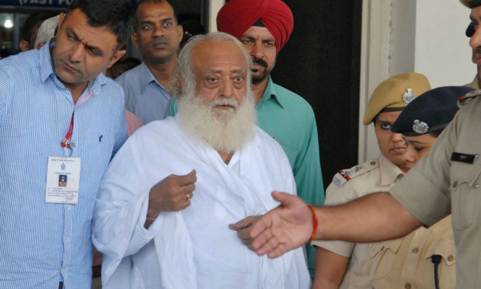Asaram Bapu Xxx Videos - Asaram Bapu Case: Rajasthan High Court Grants 'Last Opportunity' To  Prosecution To Respond To Third Application For Suspension Of Sentence